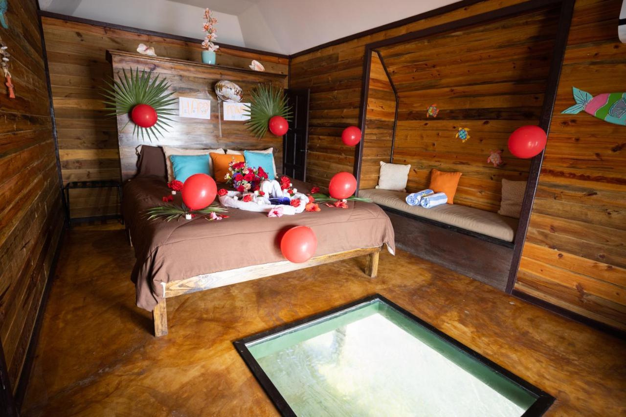 Lina Point Belize Overwater Resort San Pedro  Esterno foto