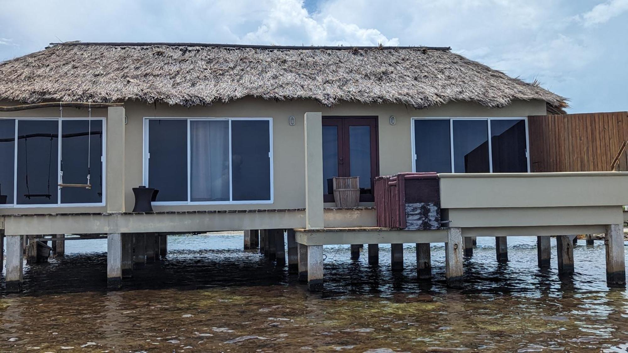 Lina Point Belize Overwater Resort San Pedro  Esterno foto